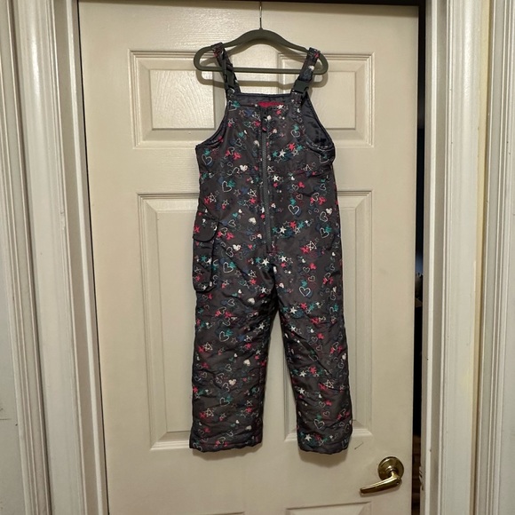 London fog size 4 Girls pink snow bib, snowsuit, snow pants overalls - Picture 2 of 3